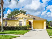 Luxury lake and conservation view home, new upgraded kitchen appliances فنادق في كليرمونت