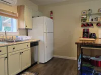 (1) BEAUTIFUL SUMMER RENTAL Nr ACADIA NATIONAL PARK & BAR HARBOR!