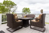 Million  Dollar Views No Extra Charge!  Hot Tub Pool  Beach Kayaks Pier Fire Pit