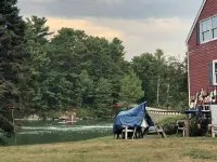 Newly Renovated Cottage with views of Barter's Creek Hotels in Kittery