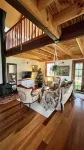 Loft Haven at Girraween Full house 1 bedroom with queen bed near National Parks
