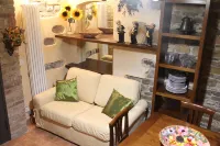 La Casina of Via Cresci, 14