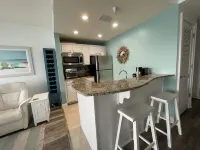 Perfect Romantic Beach Getaway!