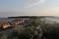 Apartment near the beach with sea view