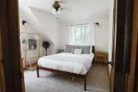 Forest Family Cabin Near Priest Lake with Fireplace, Large Yard & Dogs Allowed