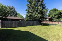 Artistic Minimalistic Escape at the base of Mount Sentinel in Missoula. Hotels near University of Montana
