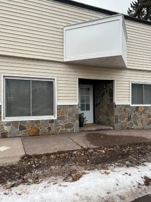 Cozy North Shore Getaway