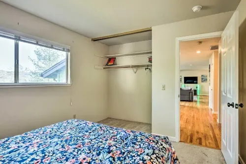 Charming Murphys Retreat: Luxury, Nature, and Wine Awaits! 5 mins to Main St!