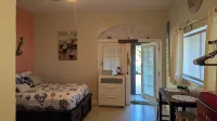 Naples Marina Getaway Studio now freshly REMODELED!