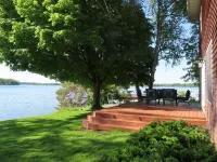 Ideal Summer Getaway! Two-story lake home on Rush Lake near Rush City/Cambridge