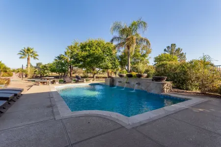 Golfer's Oasis at Augusta Ranch! Отели рядом с достопримечательностью «Суперстишен Гейтуэй Запад»