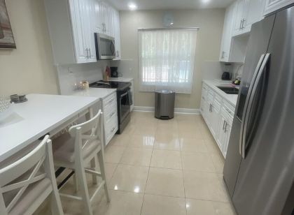 Cozy 1-br apartment with WiFi, W/D in beautiful Tampa and perfect for long stays