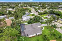 "Barefoot Breeze" Awaits Hotels near Barefoot beach Bonita Springs,FL