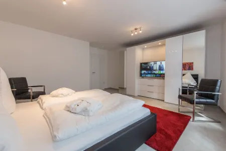 Vis-Ahr-Vis Apartment 2 Отели в г. Бад-Нойенар-Арвайлер