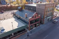 Luxury Stay DT Houghton, 2 Bed, 1 Bath Suite B Hotels in Houghton