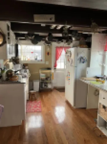 2 Story Beach House with full screen porch - Short walk to beach