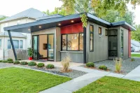 Modern Tiny Home Steps from the Heart of Fruita Hotels near The Vintage Common