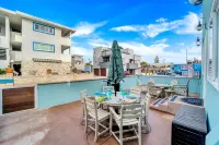 Chic 2BR Retreat - Steps to Beach, Exclusive Patio, Garage Parking