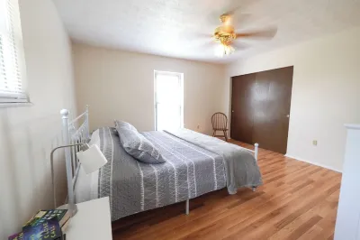 Spacious Home Near WEC, The Roberts Center and Wilmington College