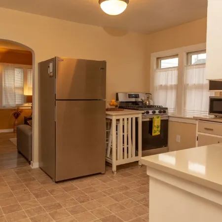 Delightfully quiet & cozy, middle of everywhere