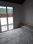 Newly renovated apartment top floor stone house Hotel dekat Cappella di Santa Brigida