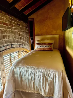 Beautiful Natchez Condo one block from the Mississippi River that offers it all.