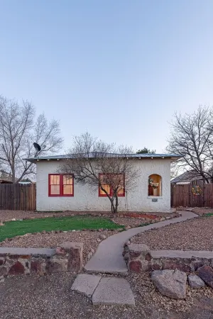 Casita Bonita~ your home away from from home in Big Bend