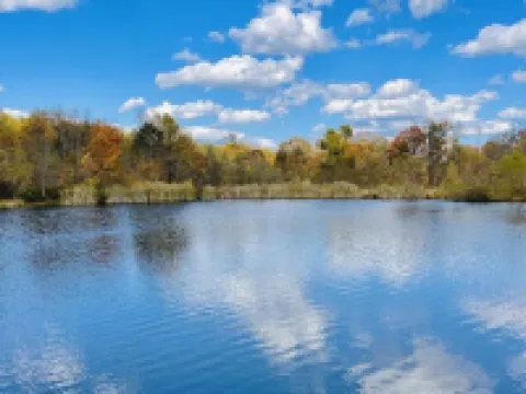 NEW! Enjoy Mountain View and private lake from your home in Laurel Highlands! Hotels in Donegal Township
