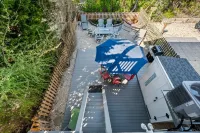5Br Pet Friendly - Salt Water Hot Tub!! Oceanside in Beach Haven!!! - Wifi