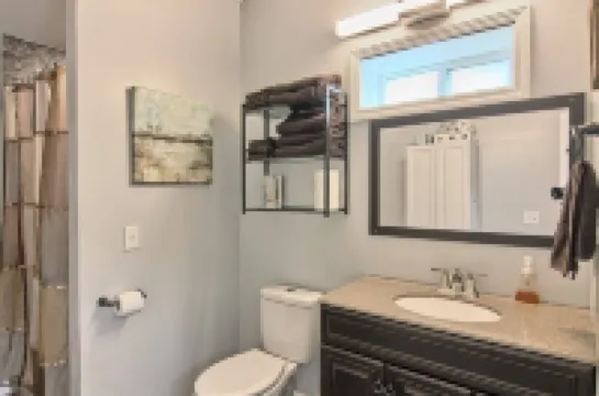 Amazing Dome! Panoramic Barrel Sauna! Hot Tub! Sleeps 6 Pet Friendly, Fire Place