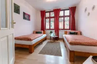 Apartment "Schwarzes Gold" with 70m² for up to 5 guests Stadtkirche St. Wenzel附近的飯店