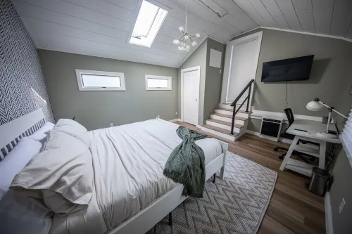 Unwind at This Modern Bethel Village Escape