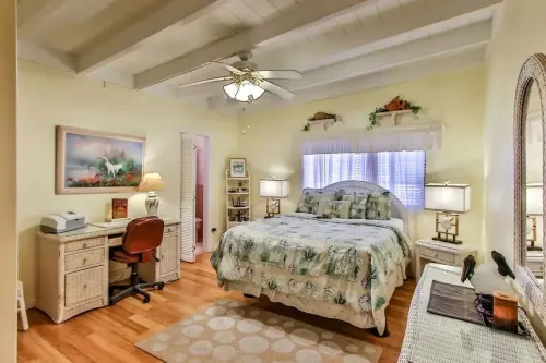 Canal Front Winter Escape with Dock, Hot Tub and Cabana Club Access