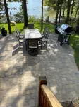 DREHER DREAMS CABIN-LAKEFRONT- + FISHING, KAYAKS,PADDLEBOARDS,6 BEDS SLEEPS 8!