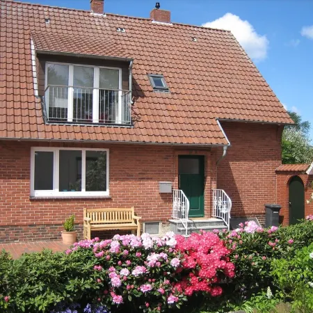 Wattkante Burhave, Apartment Ebbe & Flut: Danish stove, 70 sqm, near the beach