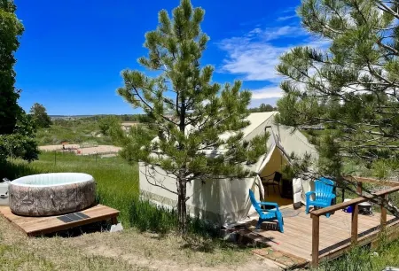 “Stargazer” Scenic Glamping Trails + Creek Access Отели рядом с достопримечательностью «Парк Уотерфронт»