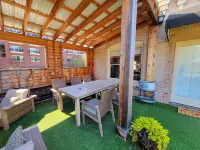 Modern 2 BR w/ Rooftop Deck