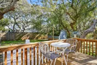 // 2 min. walk to the beach // The Grove @ OKI