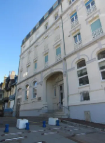 Studio, face sea, in residence of style "belle époque" on the breakwater of Wimereux