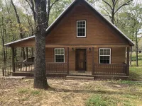 Charming 3 Bedroom 2 Bath Cabin near Sardis Lake Hotels in Panola County