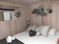 Luxurious Chalet in a Quiet and Ideal Location - Classified