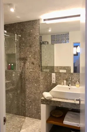 Luxury in the heart of the old town with a large terrace and sea views to Africa Отели в г. Вехер-де-ла-Фронтера