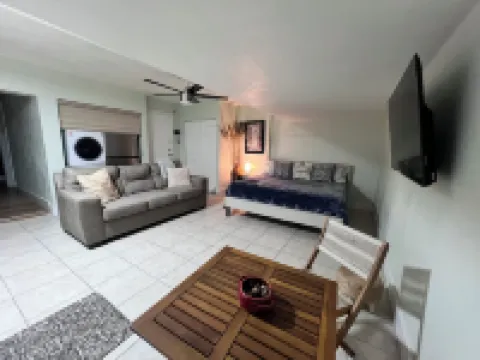 Relax near Clover Park 7 min drive