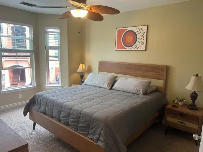 Condo on Tampa Bay, minutes from many beaches. Hotel in zona Ruth Eckerd Hall