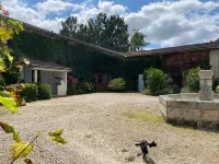 Gîte de Charme, 2 à 4 Personnes, Dans Parc Avec Piscine