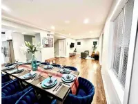 Oak Park 3000 sq ft, sleep 16