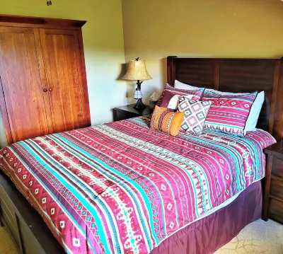 Mountain of Joy, 21-ZONE3029 Hotels near The Grey House