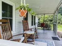The Old Farmhouse near Pisgah National Forest entrance