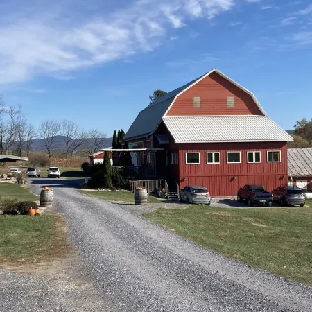 Bud's Place, Southern Charm in the Shenandoah Valley of Virginia