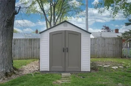 Home away in Kettering! Отели в г. Кеттеринг